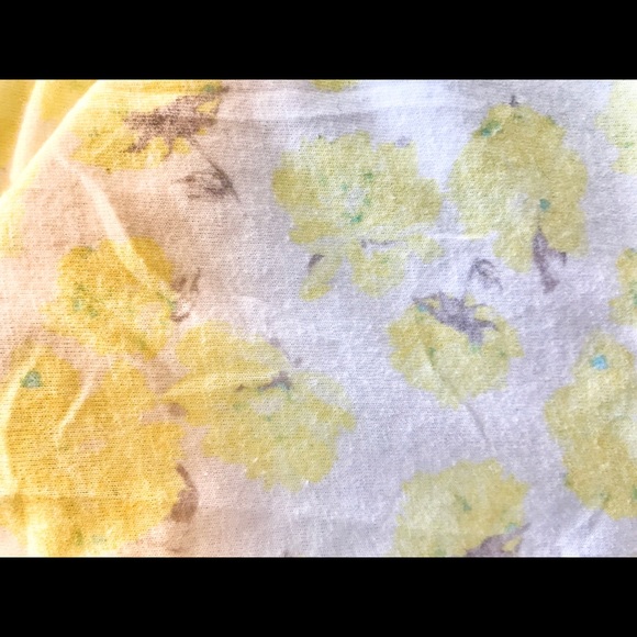 ❤️Floral t-shirt S - Picture 2 of 2